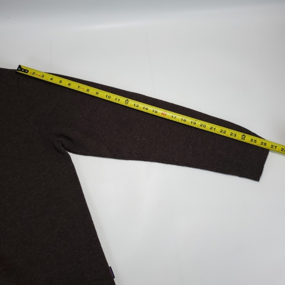 Patagonia Lambswool 1/4 Zip Pullover Sweater - Picture 8 of 9